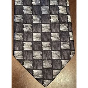 Kenneth Cole Black Gray Hand Made 100% Silk Men’s Neck Tie Made In China